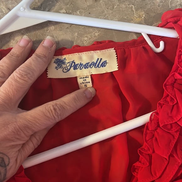 Size small sheer red blouse - Picture 6 of 6